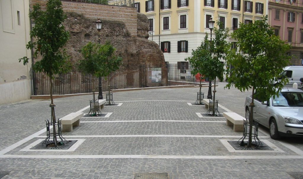 Lo stile dell'intervento di Bioedil è improntato sul modello originale della piazza