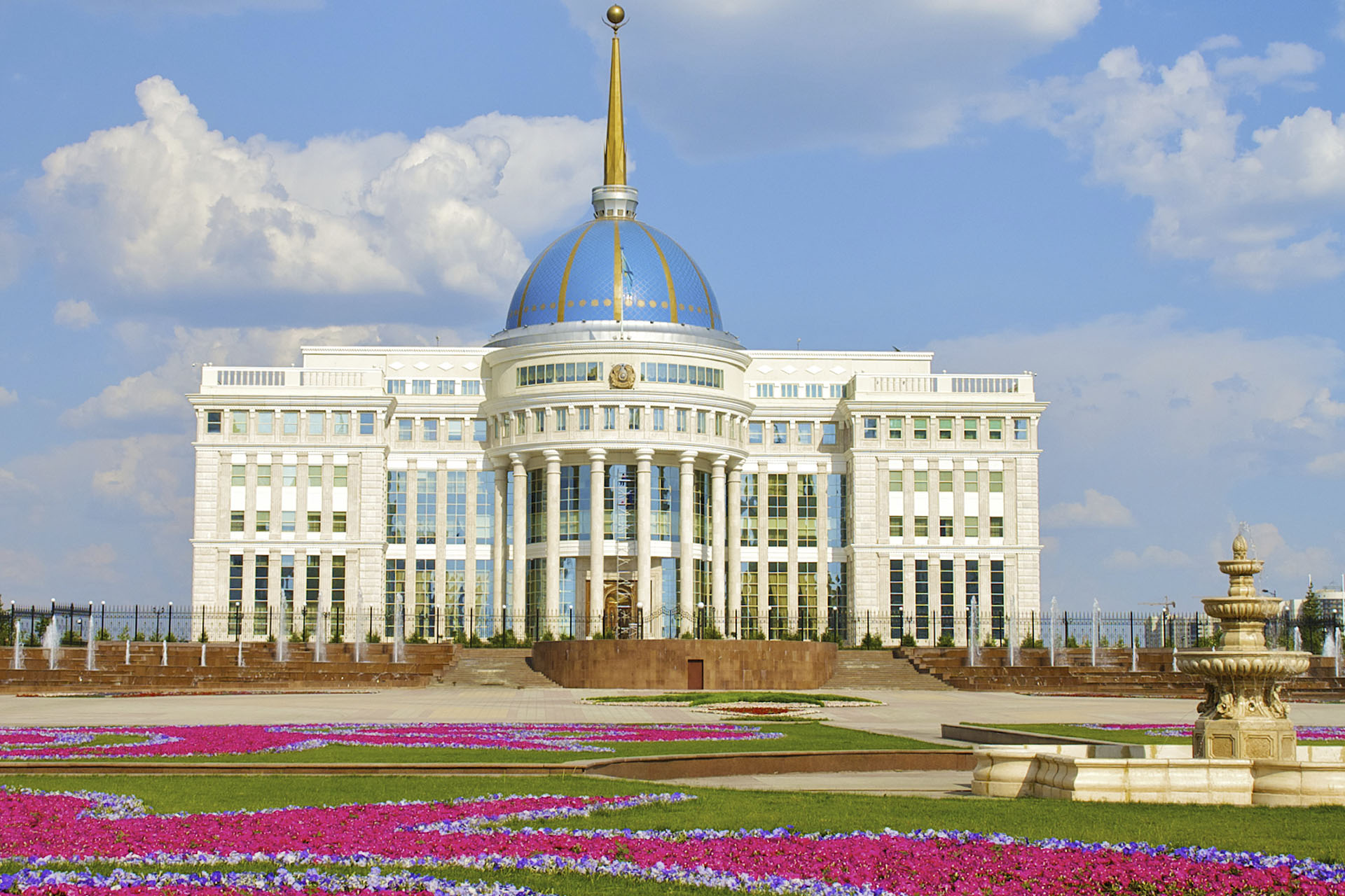 Palazzi del potere: palazzo Presidenziale in Kazakistan